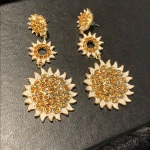 Flower burst earrings